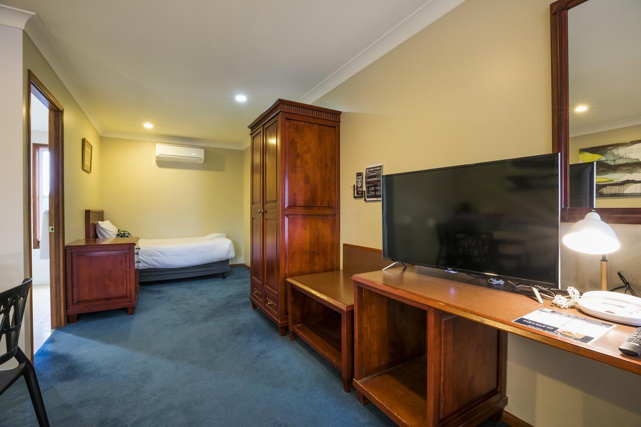 Nightcap At Federal Hotel Toowoomba Bagian luar foto